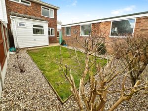 COLCHESTER ROAD- click for photo gallery